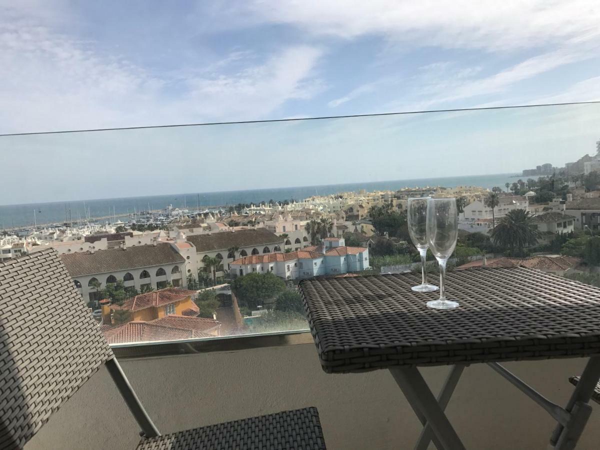 Apartment Sol Carihuela Torremolinos Dış mekan fotoğraf